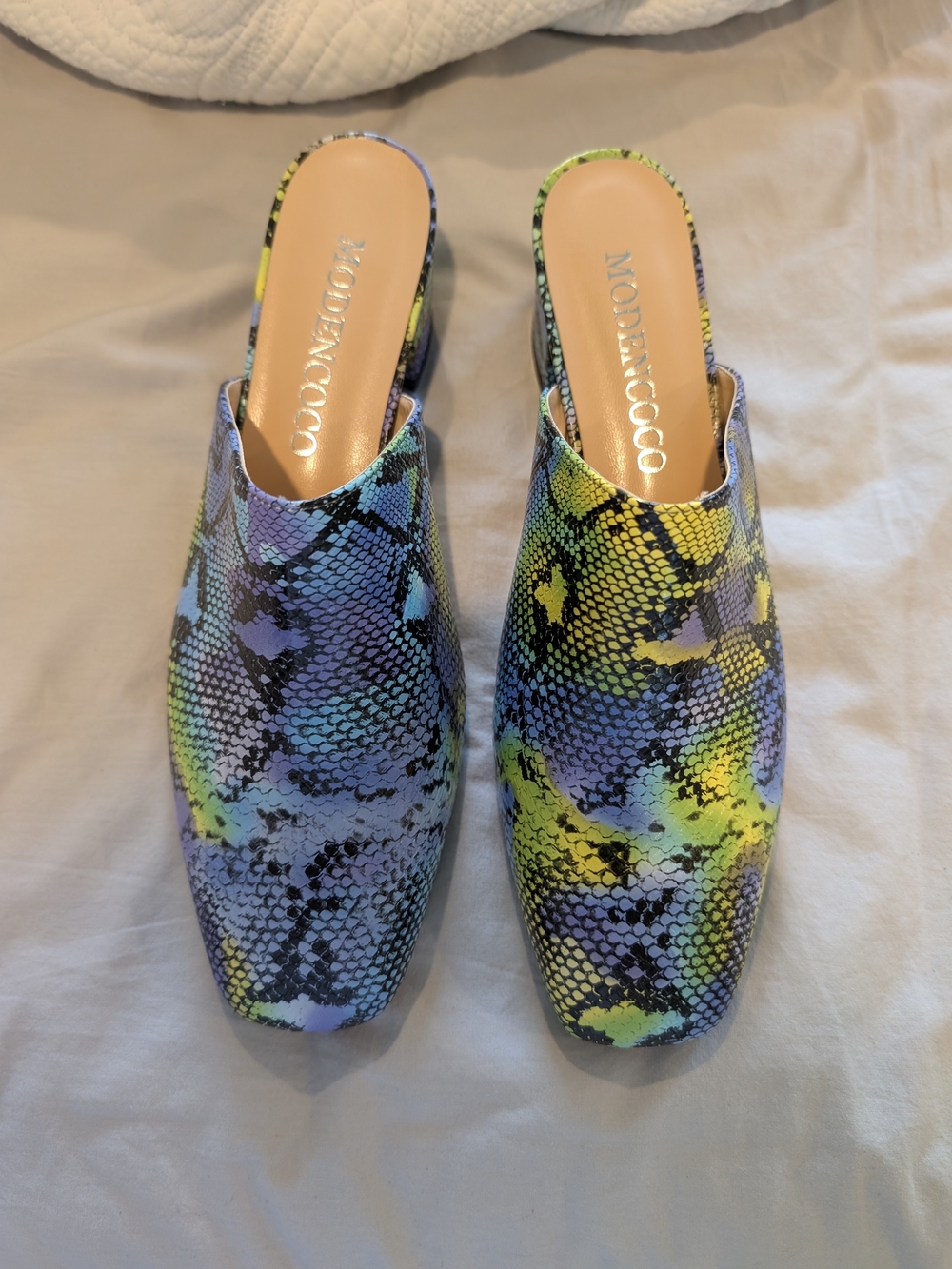 Moden&Co Multicolor Snake-Print Slip-On Mules
